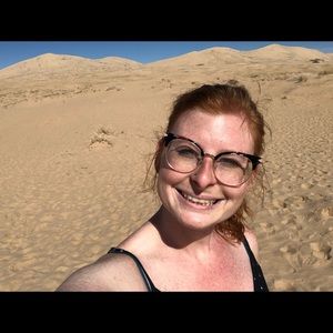 Meet your Posher, Lauren